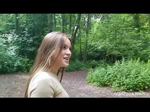 ❤️ Aku disaranake kanggo Evelina yen kita jancok ing panggonan umum! Dheweke kandha ya. Banjur aku bajingan dheweke ing bokong lan cum ing dheweke tutuk. Banjur dheweke nesu dhéwé. ️ Saru dubur ing jv.sexvideosex.top ❌️❤